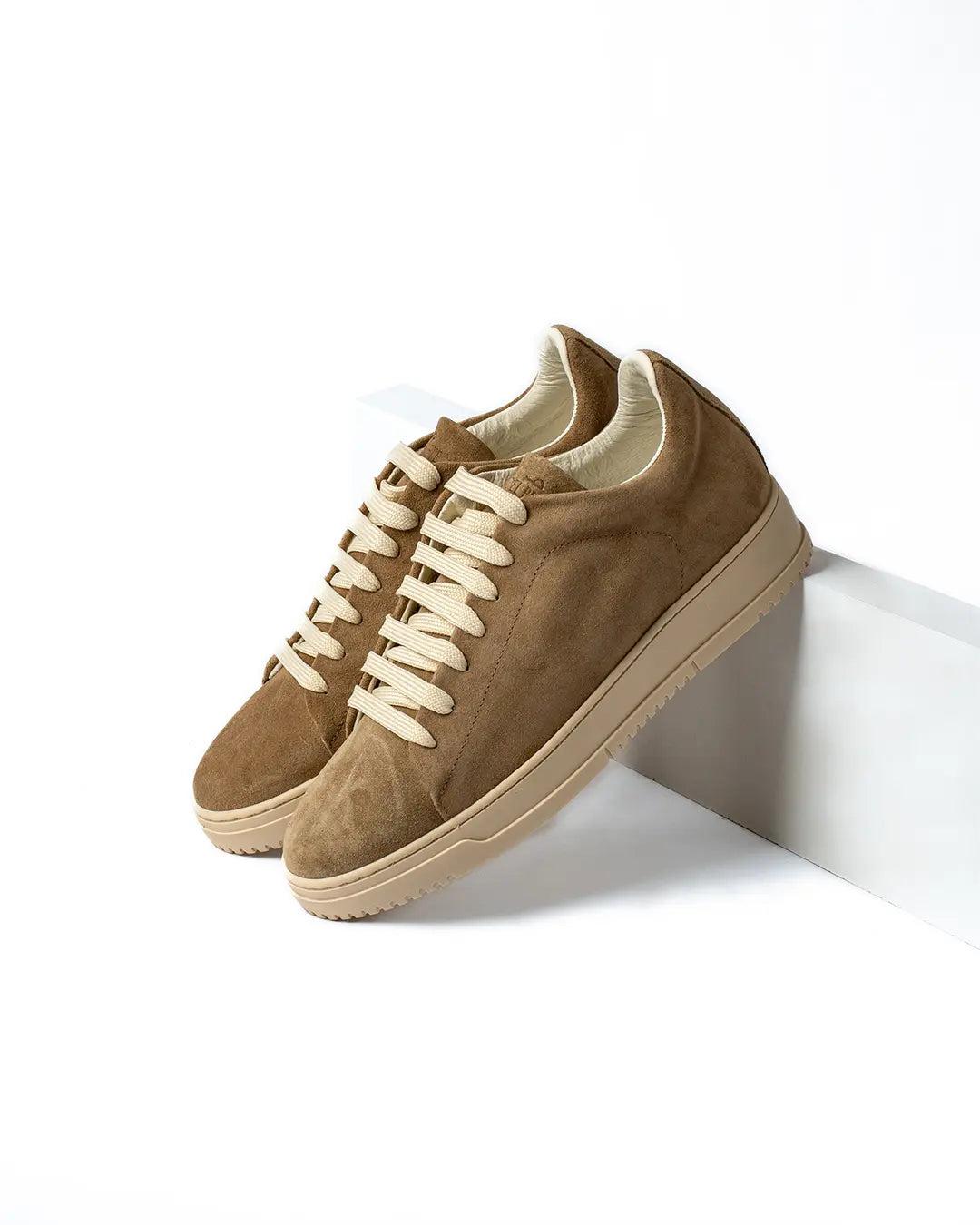 Alex - Camel Suede