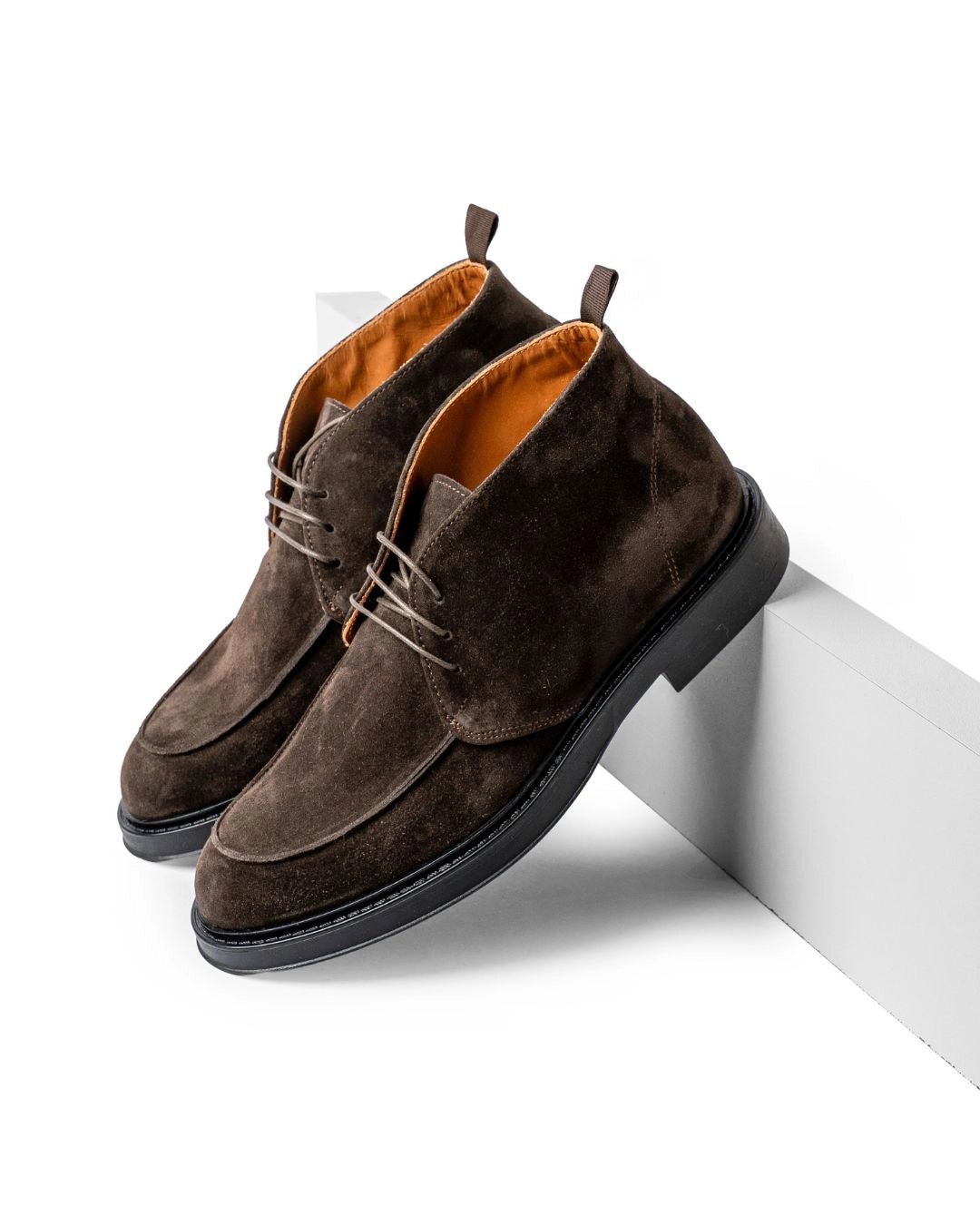 Harry - Chocolate Suede